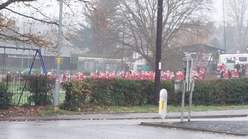 watching the santa run at Wolverley on the start of our Devcember walk